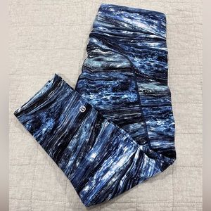 Lululemon Fast & Free Crop II *Nulux 19" Shorelines Multi Blue Size 6